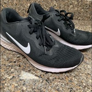 Nike Odyssey Womans size 8 Running shoes